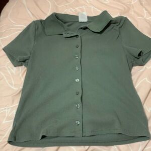 Green button up crop top